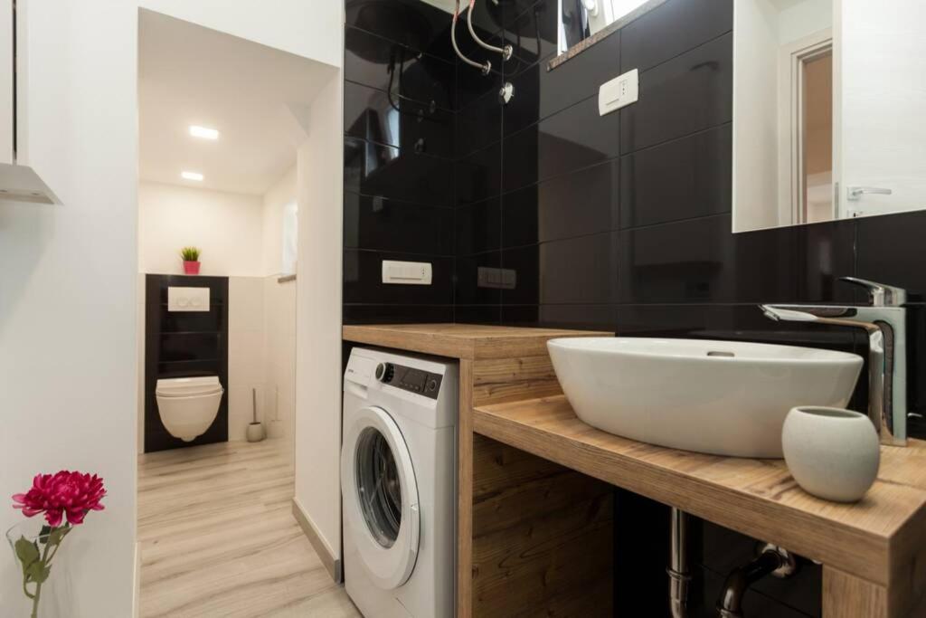 Appartement Apartman Luna à Pula Extérieur photo